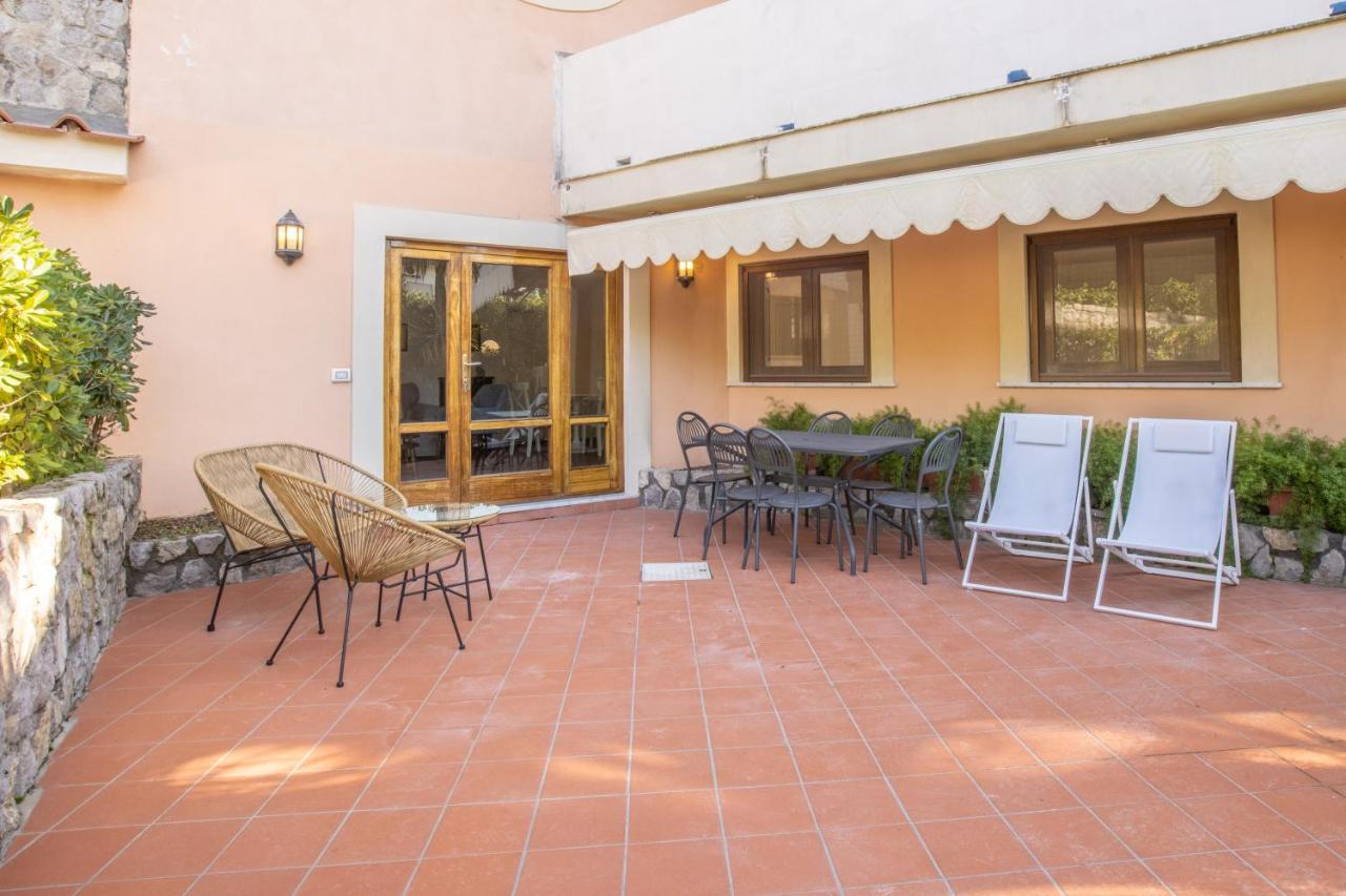 Country Life Relais Apartment มัสซาลูเบรนเซ ภายนอก รูปภาพ