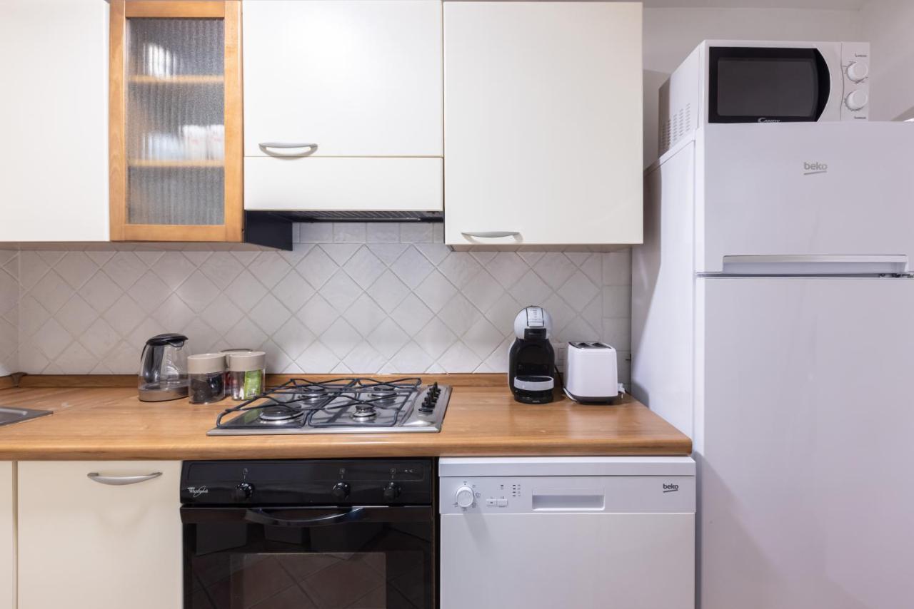 Country Life Relais Apartment มัสซาลูเบรนเซ ภายนอก รูปภาพ