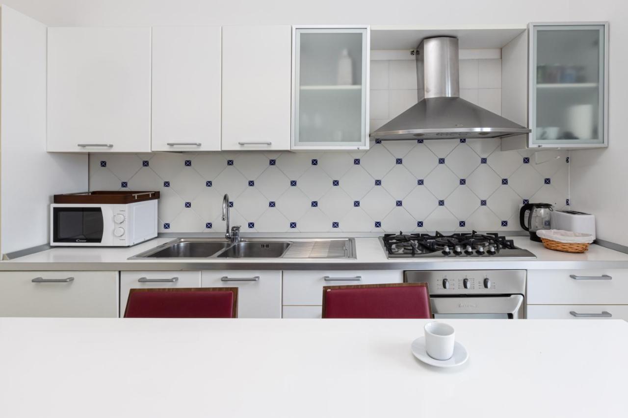 Country Life Relais Apartment มัสซาลูเบรนเซ ภายนอก รูปภาพ
