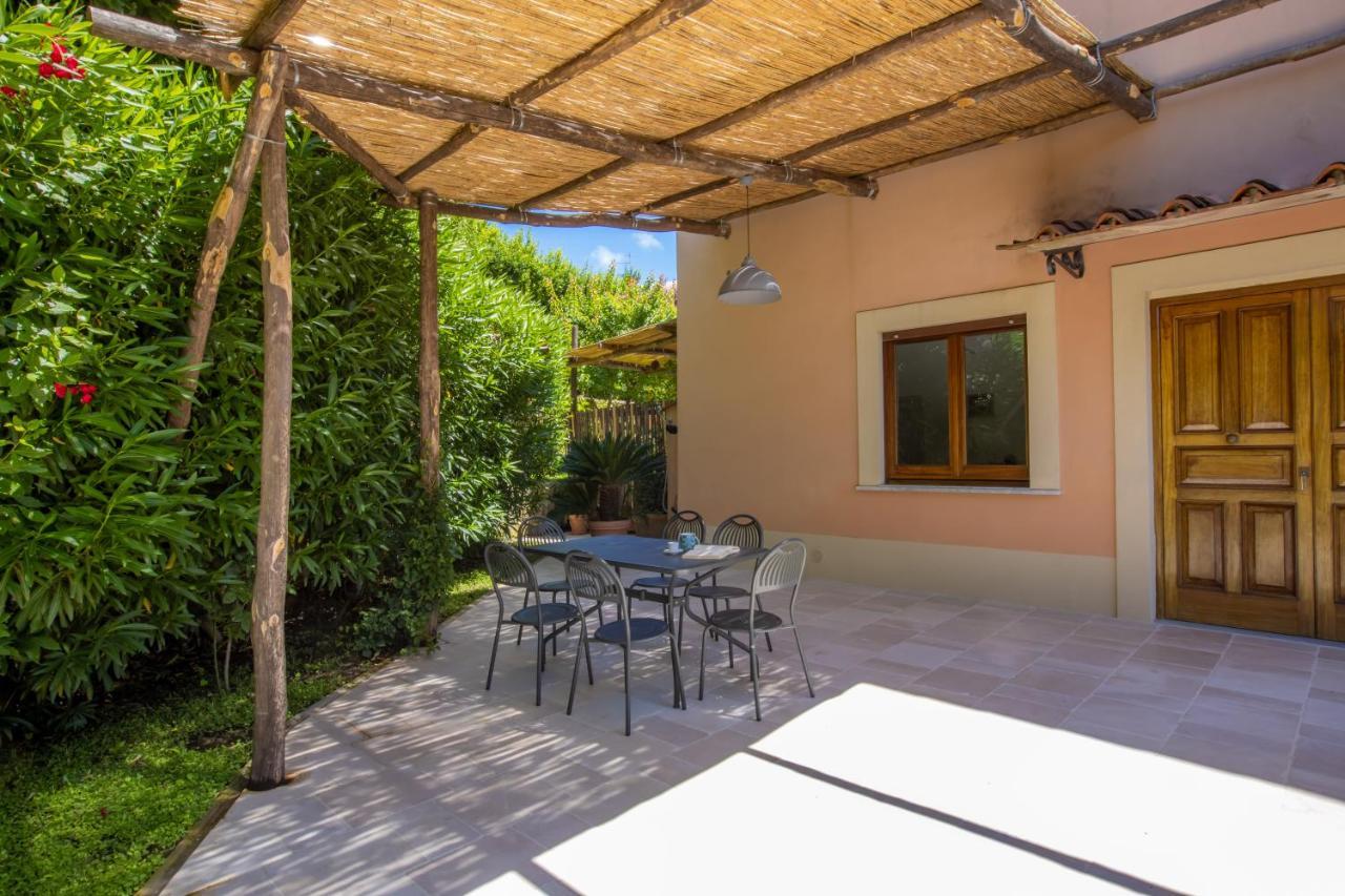 Country Life Relais Apartment มัสซาลูเบรนเซ ภายนอก รูปภาพ